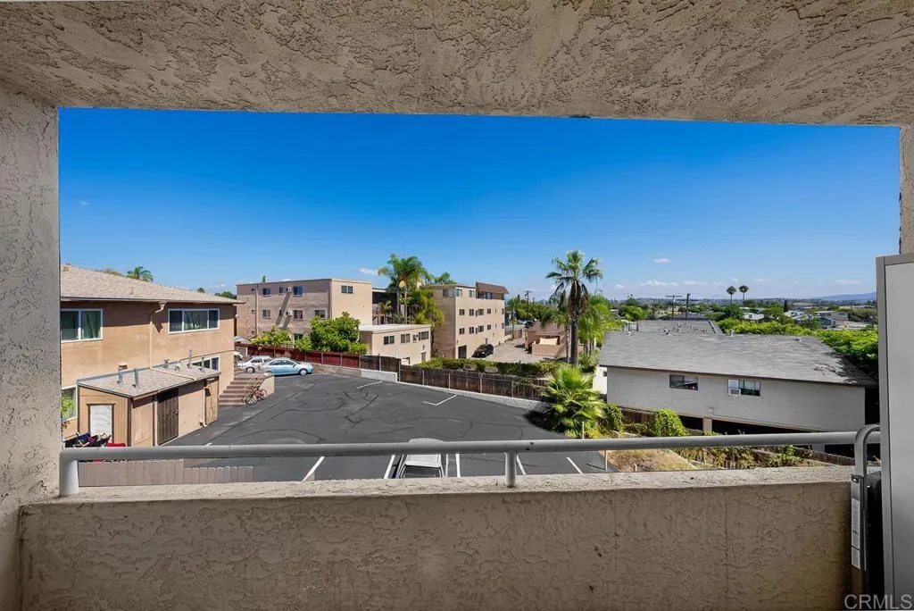https://cdn.realtyfeed.com/cdn/127/306550359/bdd5991bc17e1ff1cc286274a2c2a9ad.webp