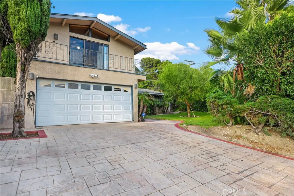 Tujunga, CA 91042