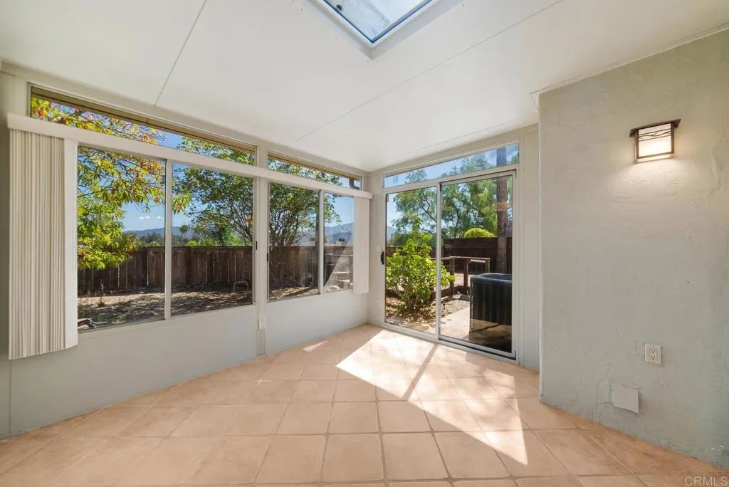 Photo #3: PTP2507283 Listing 