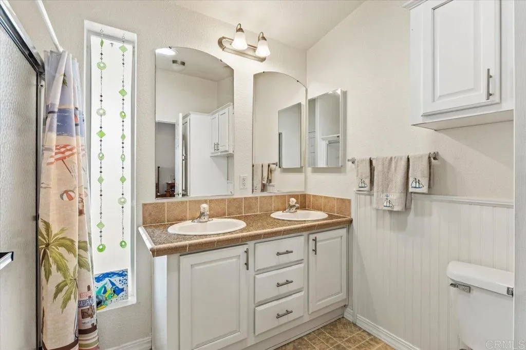 176 Flicker Lane, Oceanside, CA, 92057