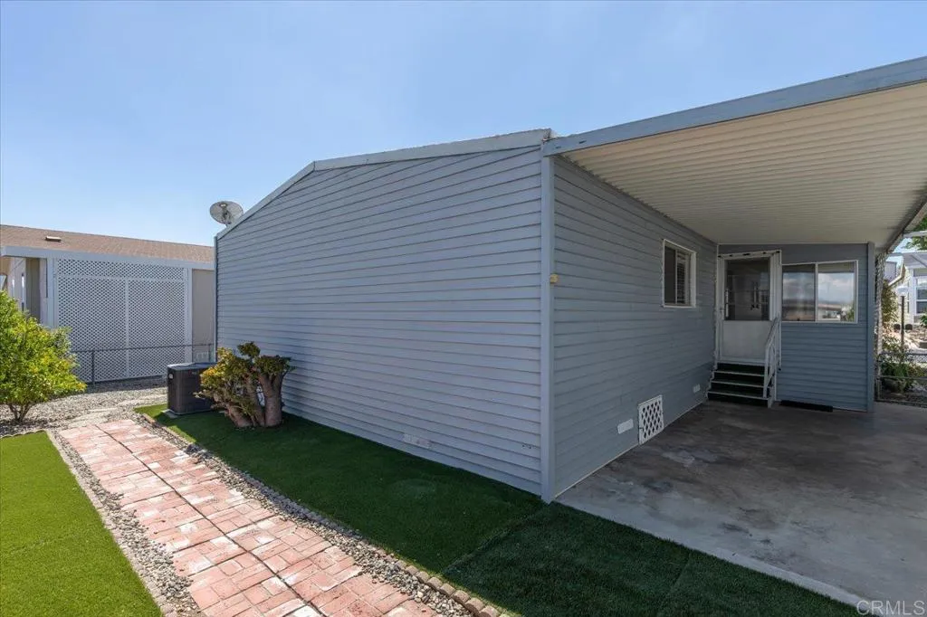 https://cdn.realtyfeed.com/cdn/127/306550476/530d88f543dfe212d8d9ca6c6ca9a8b9.webp