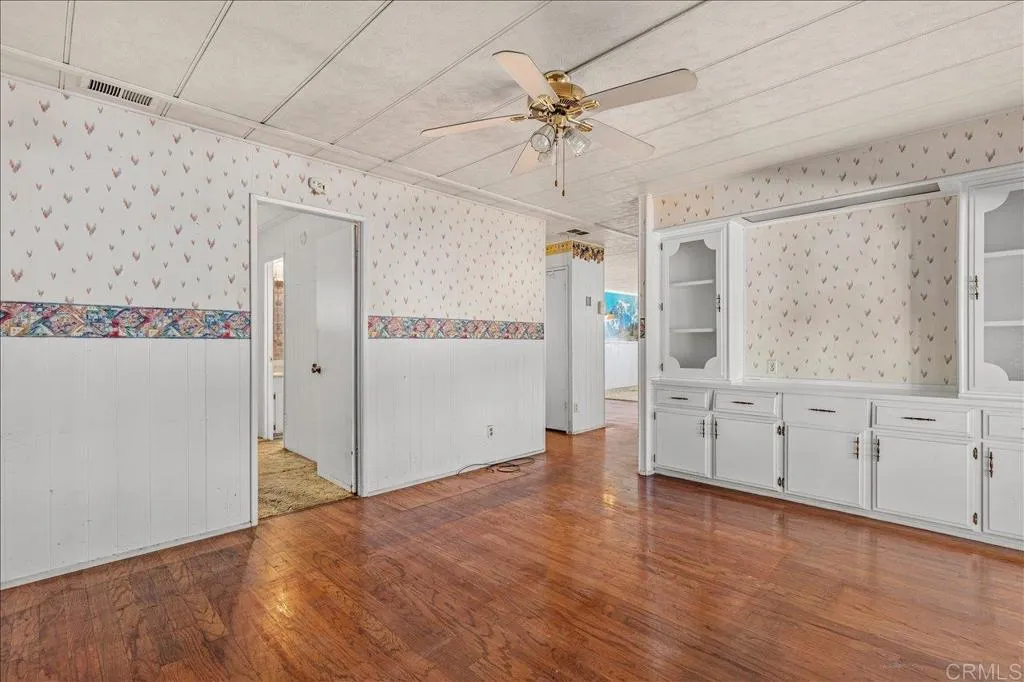 https://cdn.realtyfeed.com/cdn/127/306550511/03ae746c86792ac267265860b9a8c384.webp