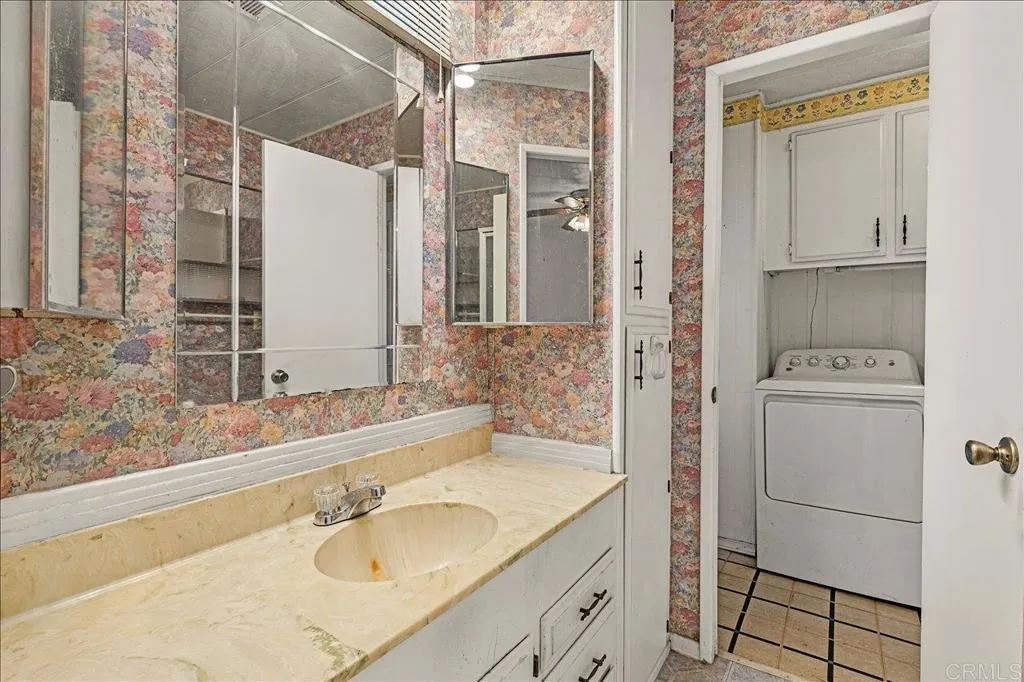 https://cdn.realtyfeed.com/cdn/127/306550511/5861ca35c65546b325294ec693c7a477.webp