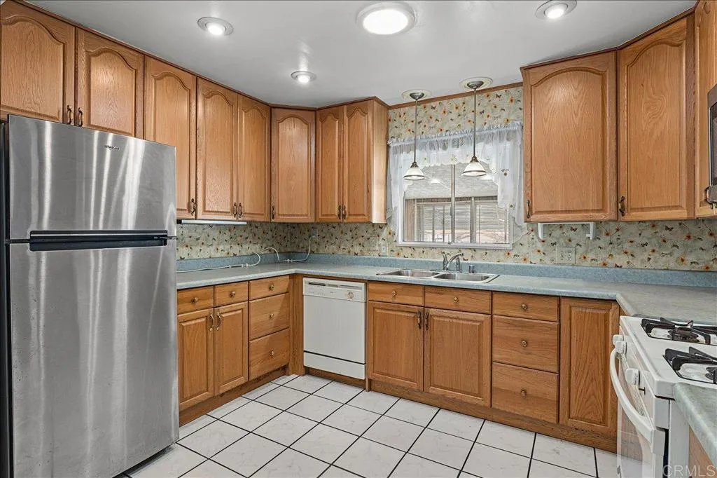 https://cdn.realtyfeed.com/cdn/127/306550511/b83ca96768e0c10ba19266c9c36e6eae.webp