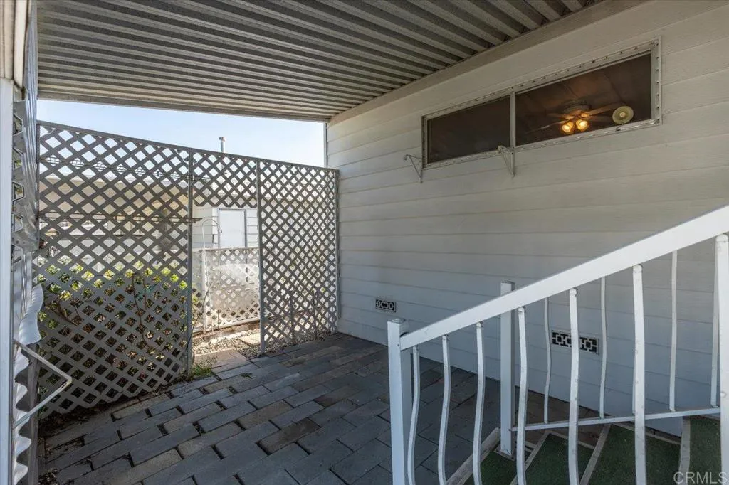 https://cdn.realtyfeed.com/cdn/127/306550511/d39a97e4251686ff414d9301036a8215.webp