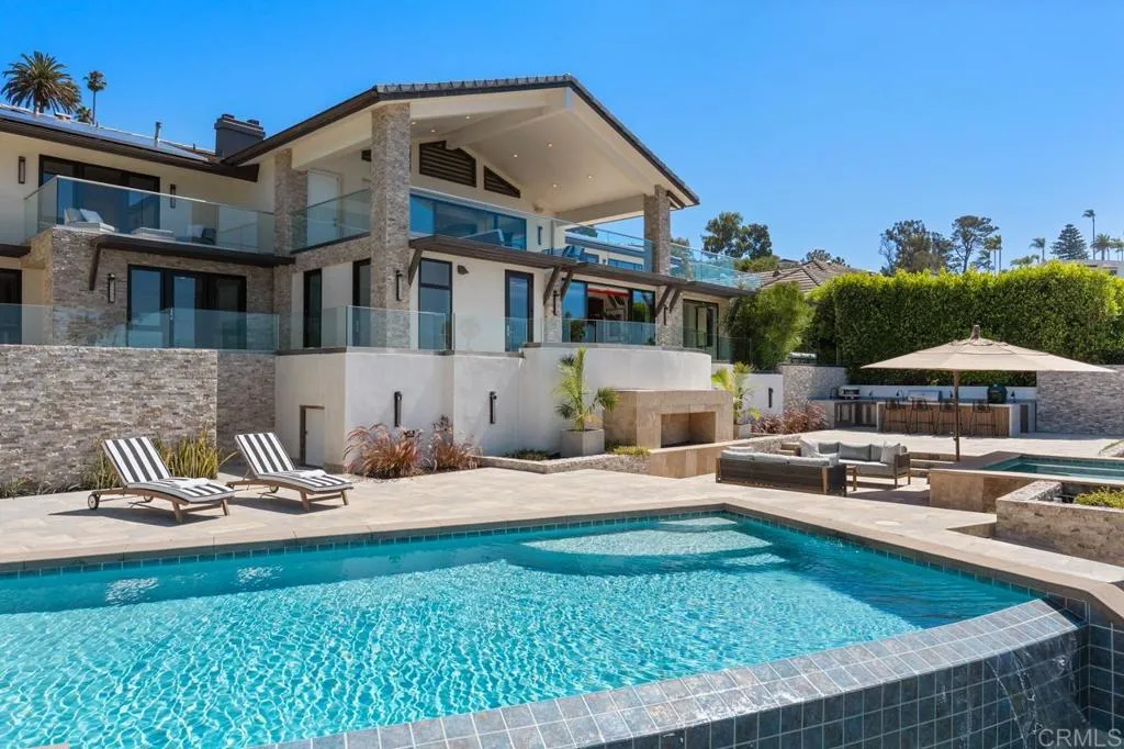 https://cdn.realtyfeed.com/cdn/127/306550534/0775760bffd78f2e247e27c7c1a9e33d.webp