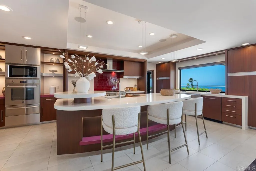 https://cdn.realtyfeed.com/cdn/127/306550534/0c09124355c92166ed5c5b63ad32c300.webp