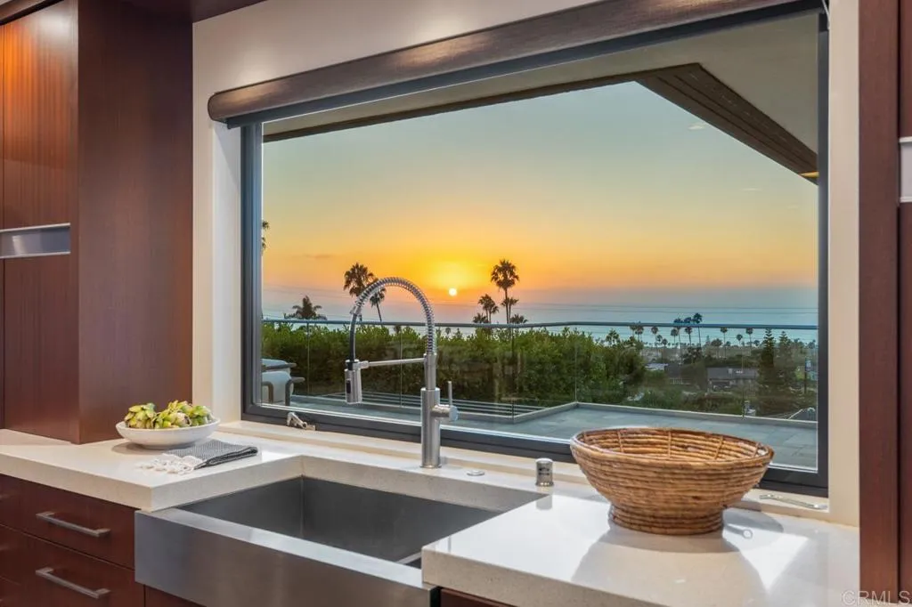 https://cdn.realtyfeed.com/cdn/127/306550534/0eaac9a48497d5a59da879d4e91d82f9.webp