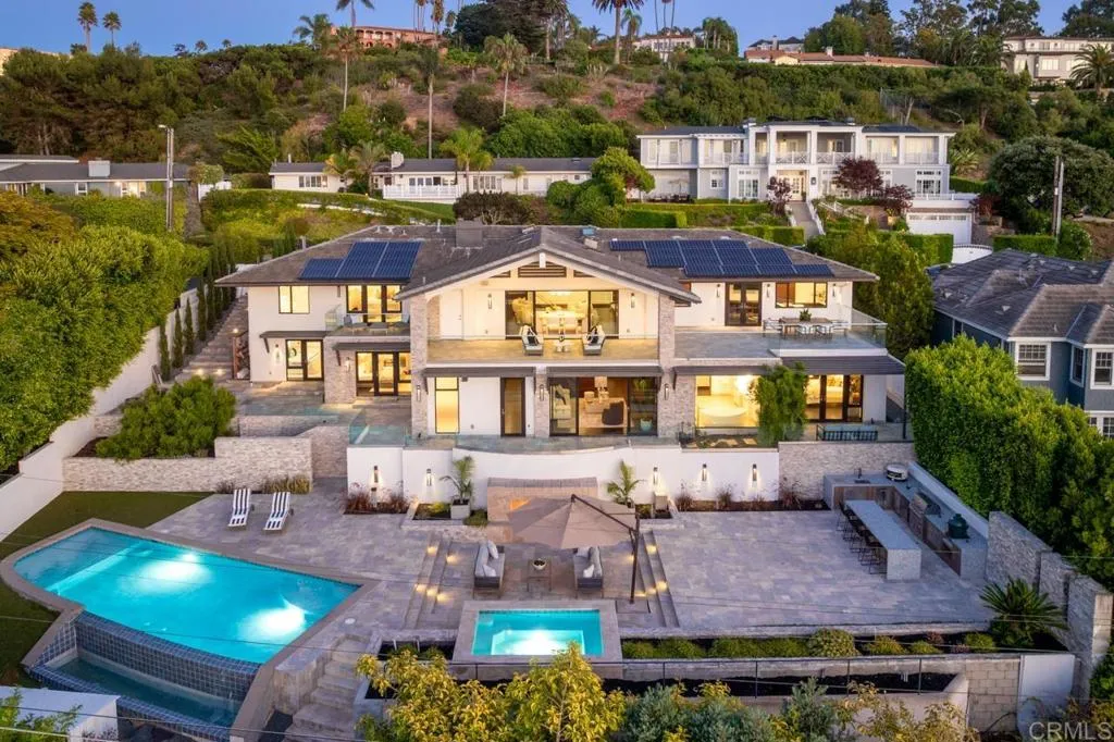 https://cdn.realtyfeed.com/cdn/127/306550534/12ca067ad81f26c8f1966f16b1d33c3f.webp