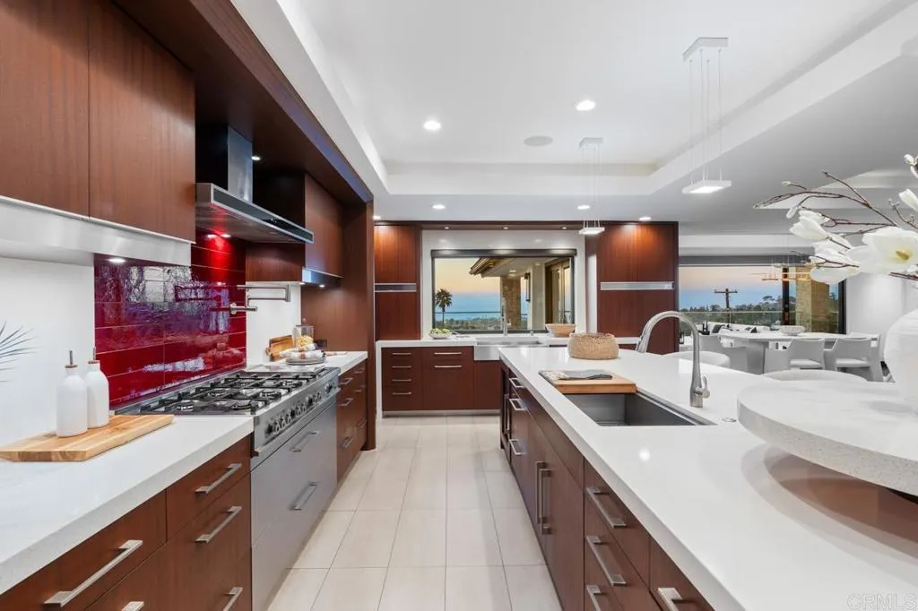 https://cdn.realtyfeed.com/cdn/127/306550534/4d9edb5e6e396868321770d5f7fdf2c9.webp