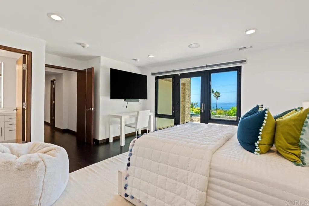 https://cdn.realtyfeed.com/cdn/127/306550534/50b7b18e6699d530a1ec86bb018b22da.webp