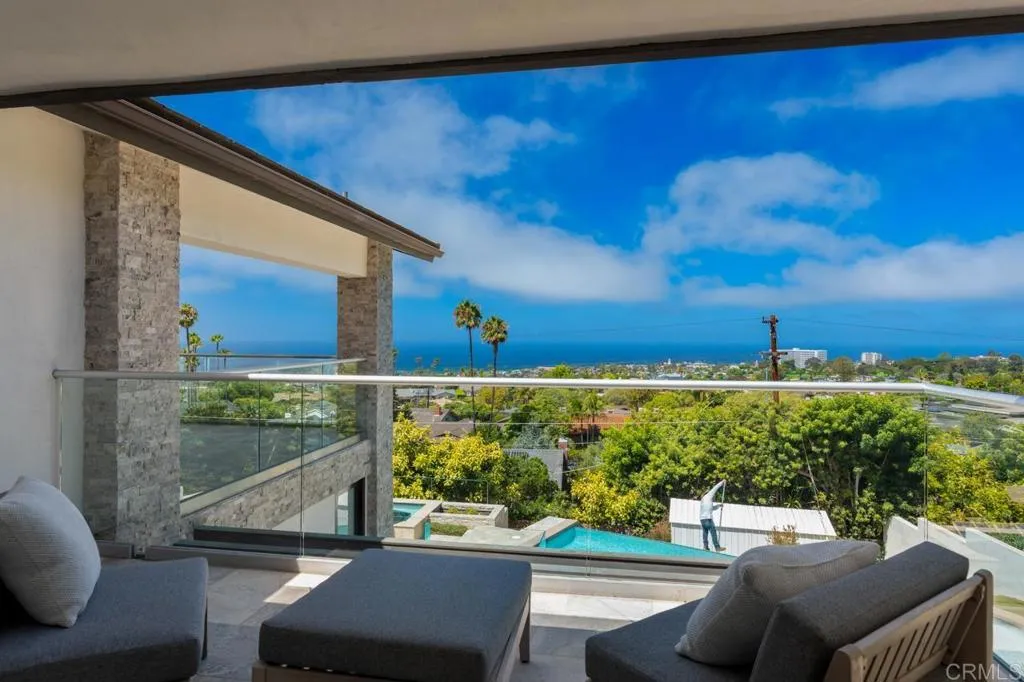https://cdn.realtyfeed.com/cdn/127/306550534/56edf329f345d758dd99eccc2439ac75.webp