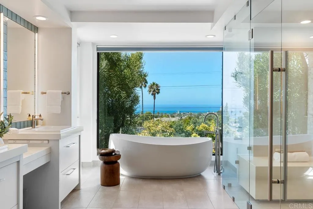 https://cdn.realtyfeed.com/cdn/127/306550534/5e5fbe2cbc1f7debca89bd652a9ba046.webp