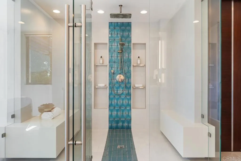 https://cdn.realtyfeed.com/cdn/127/306550534/972f90b3f1d7b309f31c0d058e9f0484.webp