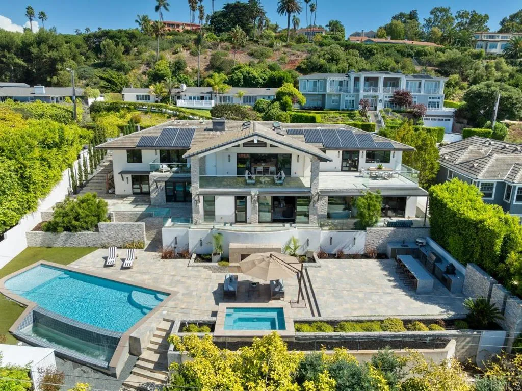 https://cdn.realtyfeed.com/cdn/127/306550534/a505d11c5c1f918e2d8d50d263ab8a4b.webp