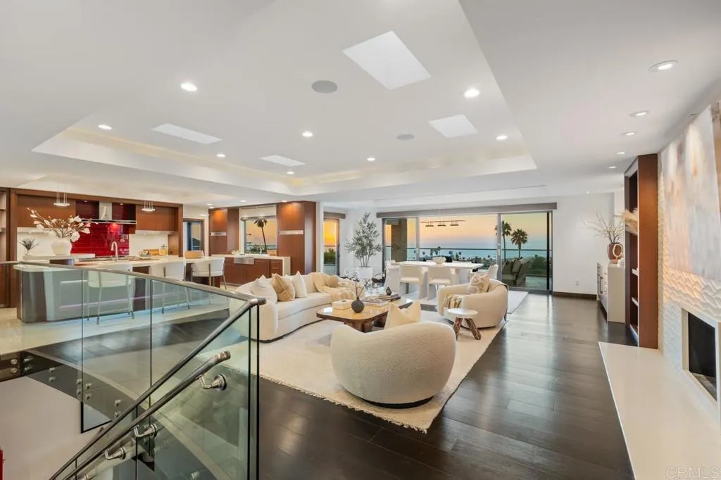 https://cdn.realtyfeed.com/cdn/127/306550534/e70ee8c09f97f3746160eacd88389a05.webp