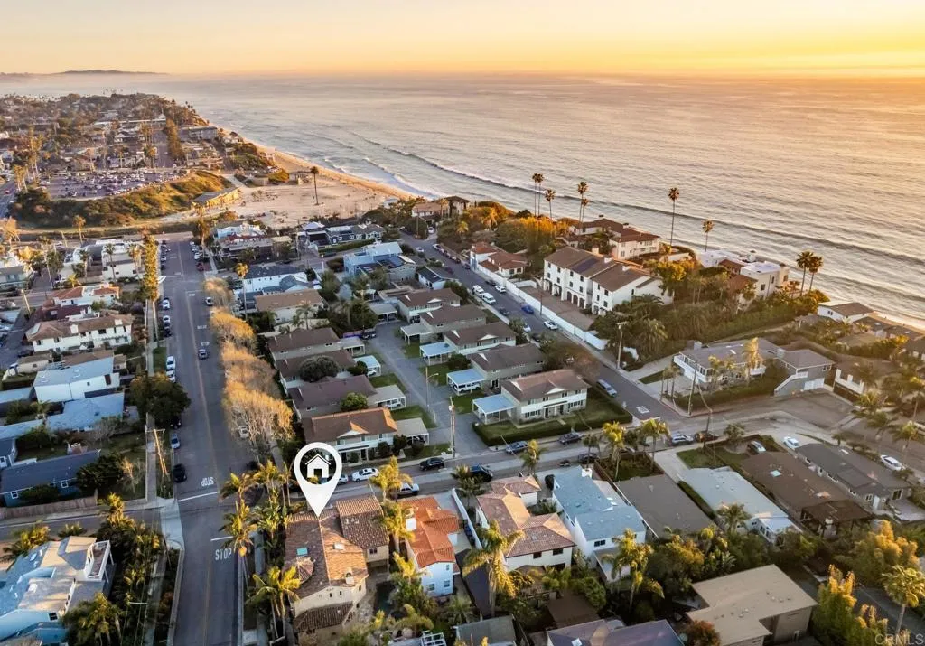 https://cdn.realtyfeed.com/cdn/127/306550566/6f02d2f8fcc8ab60812511ae09288ee9.webp