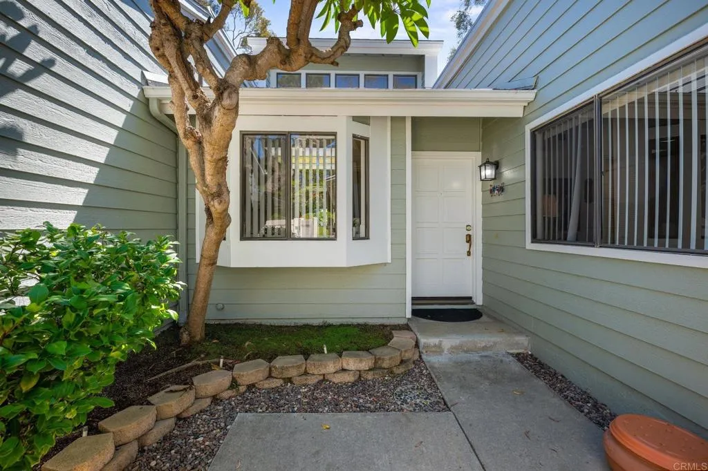 https://cdn.realtyfeed.com/cdn/127/306550596/3fb8e69bdf451d9a8176ef864d59309b.webp