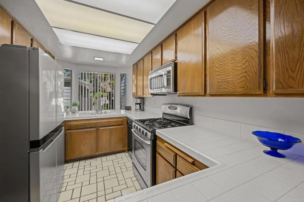 https://cdn.realtyfeed.com/cdn/127/306550596/c7ec8f599a873177e972296a46f7cded.webp