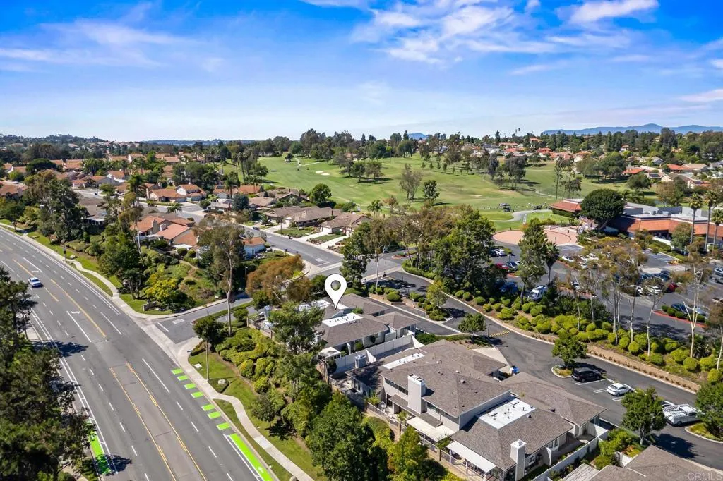 https://cdn.realtyfeed.com/cdn/127/306550596/ca70d24cae5beae907c9c7db756c2567.webp