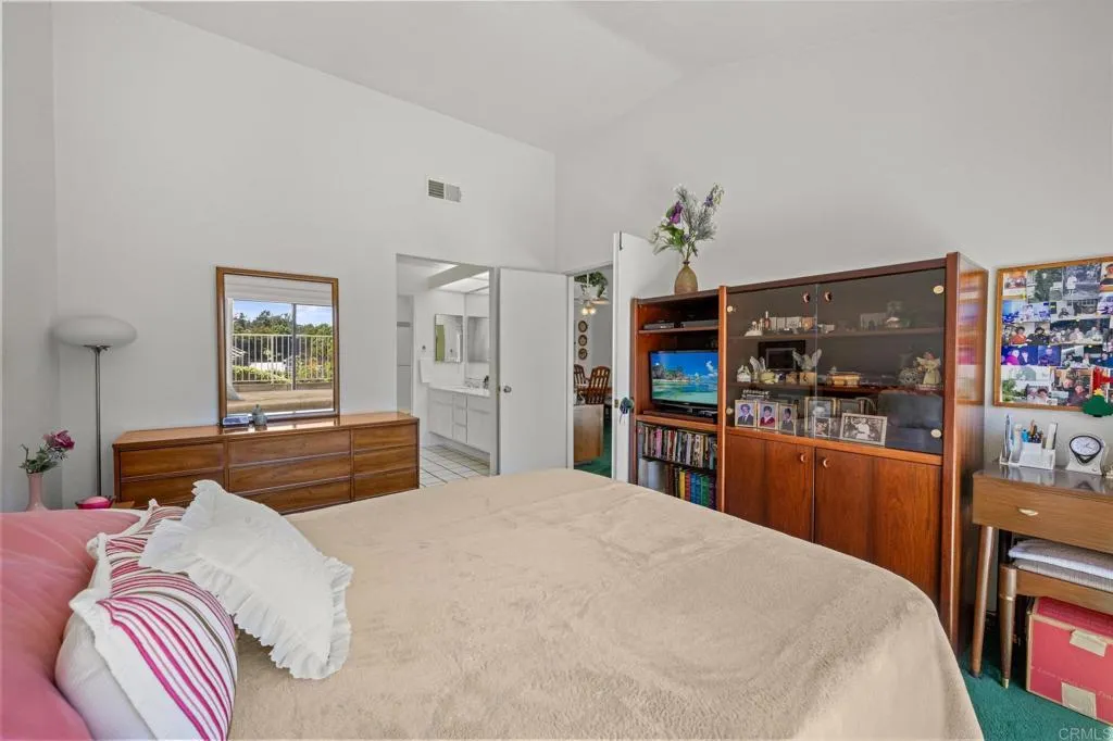 https://cdn.realtyfeed.com/cdn/127/306550596/ca90043b7b878366907e7b35054e35a6.webp