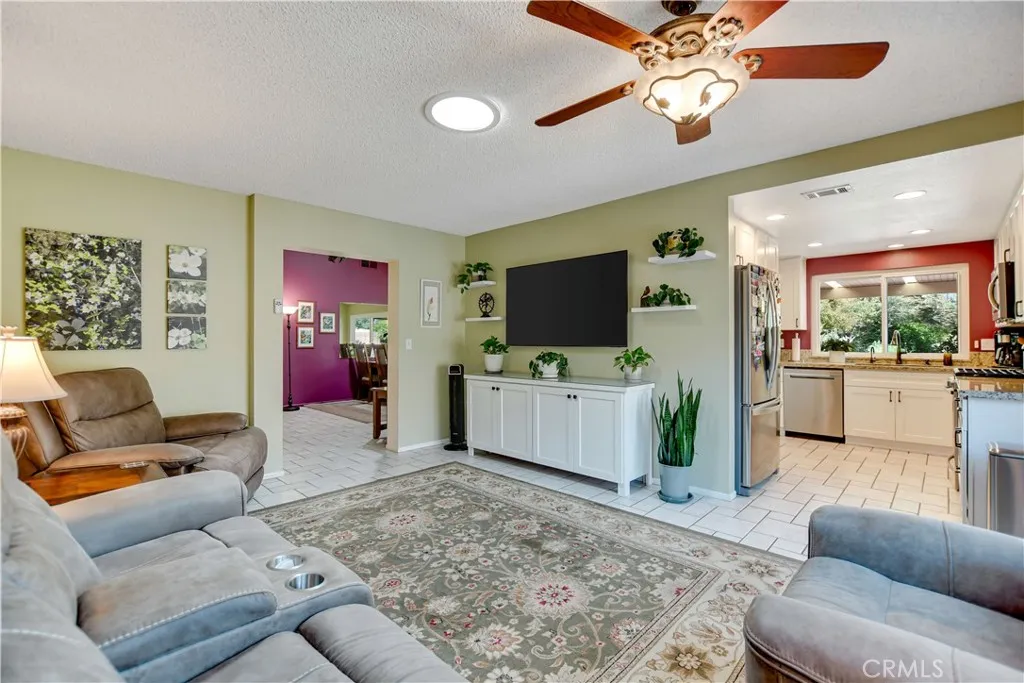 255 Mosport, Hemet, CA, 92544