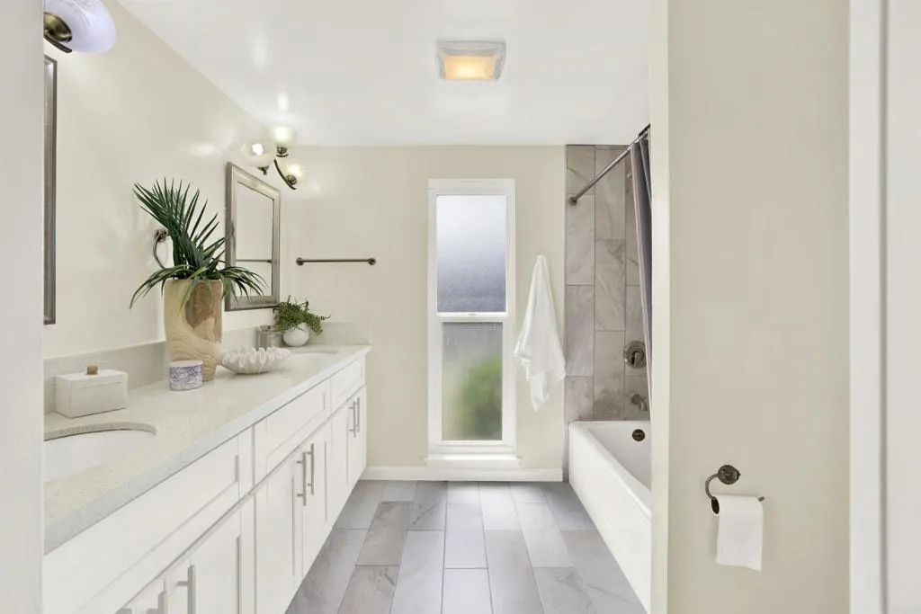 https://cdn.realtyfeed.com/cdn/127/306550657/50f388acd92865e6d3b82ce3de4a67c1.webp