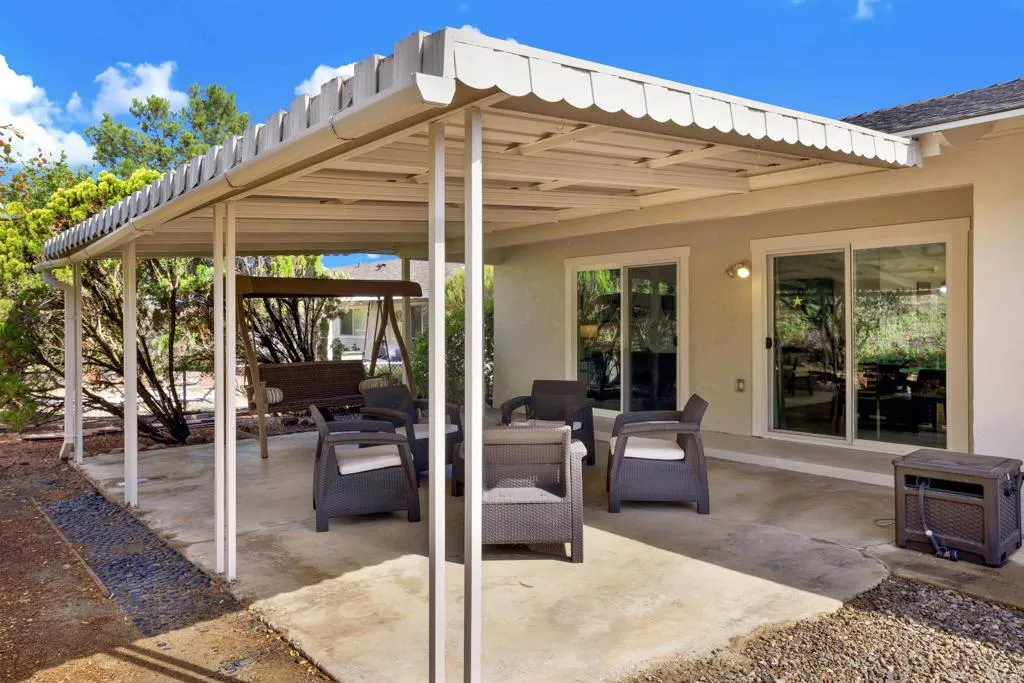 https://cdn.realtyfeed.com/cdn/127/306550657/67dd7f3577ac60f7279b18c73f73b835.webp