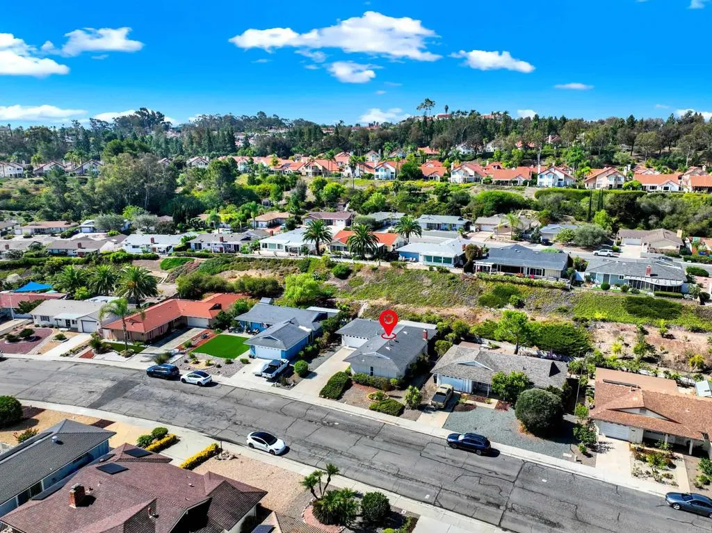 https://cdn.realtyfeed.com/cdn/127/306550657/f1ebe7f00eec7bc91b537e7ce2b14c2b.webp