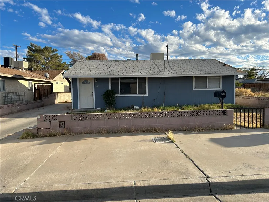 729 Commercial Avenue