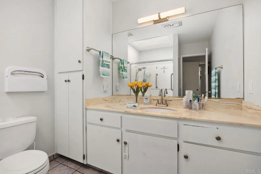 https://cdn.realtyfeed.com/cdn/127/306550715/6798bf6fe390aa027d16d632330577f7.webp