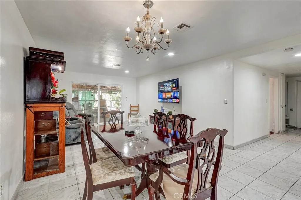 643 Harding, San Fernando, CA 91340 - Photo 5 of 24, San Fernando, CA