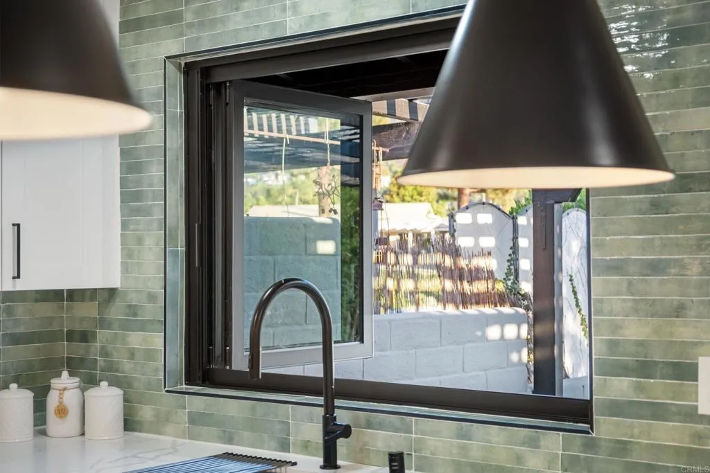 https://cdn.realtyfeed.com/cdn/127/306550833/ab48d7fb52d2df8ba9e5086de91174e8.webp
