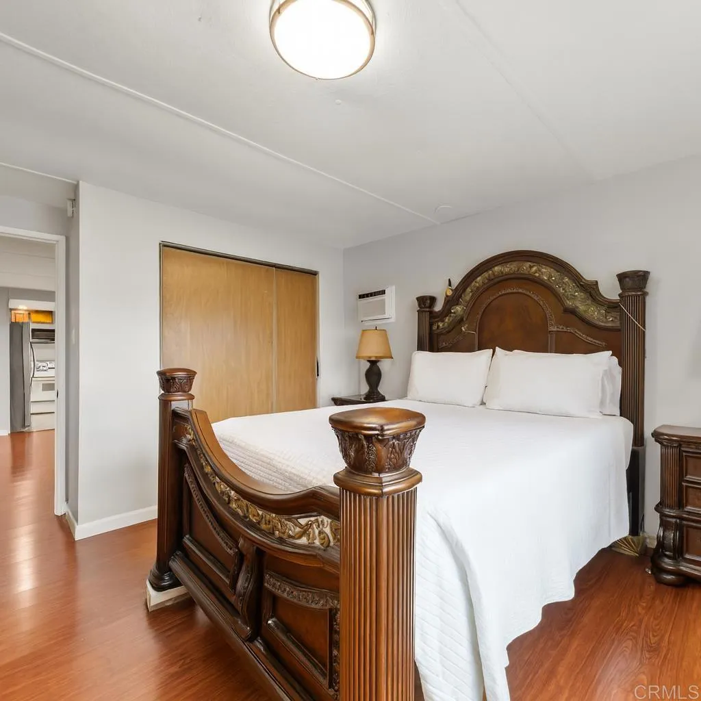https://cdn.realtyfeed.com/cdn/127/306550905/6c9903481dffc1535bccba5a48b8a4c8.webp