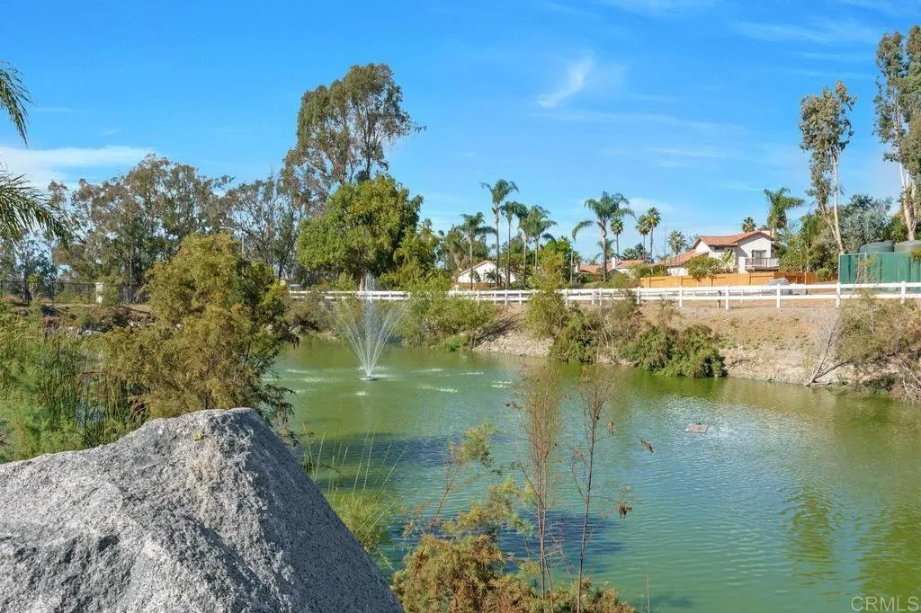 https://cdn.realtyfeed.com/cdn/127/306550937/9db1daa5eb931f7d991d314cac23c64c.webp