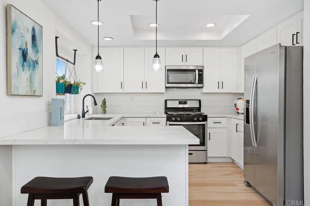 https://cdn.realtyfeed.com/cdn/127/306550937/cea0930e430633960d06d72d75640b37.webp