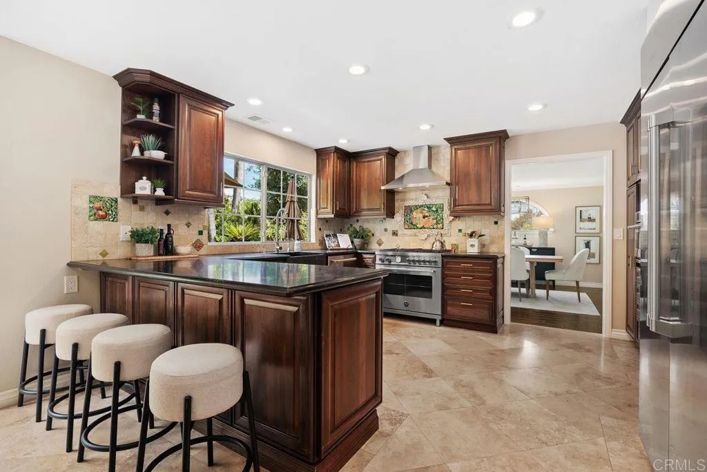 https://cdn.realtyfeed.com/cdn/127/306550996/aa7b67679bae977118d81062ec7bb312.webp