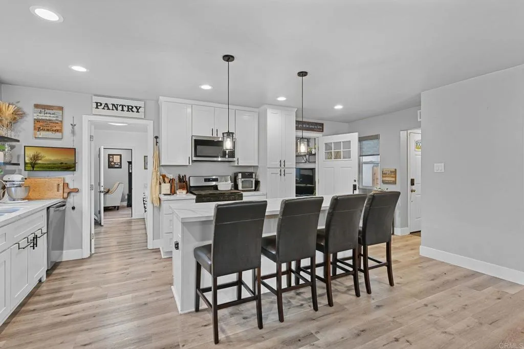 https://cdn.realtyfeed.com/cdn/127/306551054/485b607e9355c660ae3169b0acfbaa3f.webp