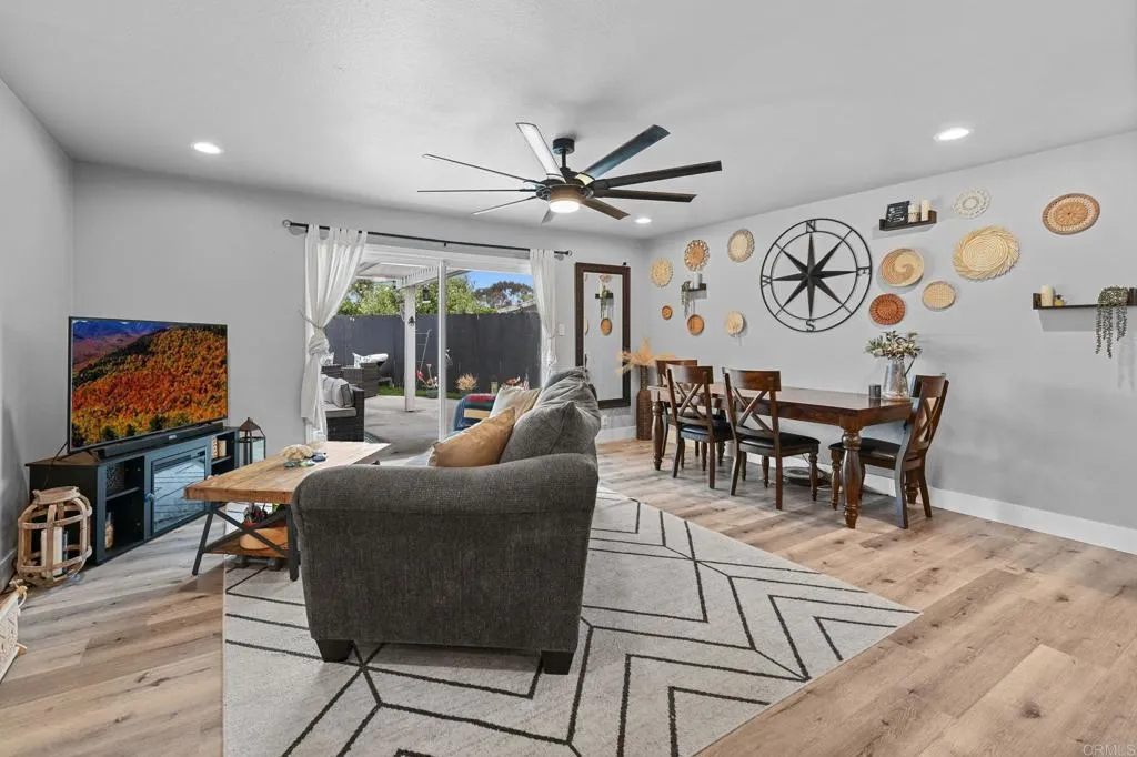 https://cdn.realtyfeed.com/cdn/127/306551054/9e2051c91a8845f389950dc4ca694919.webp