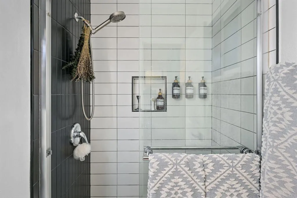 https://cdn.realtyfeed.com/cdn/127/306551054/db589f800d94f757f3219504dbe05674.webp