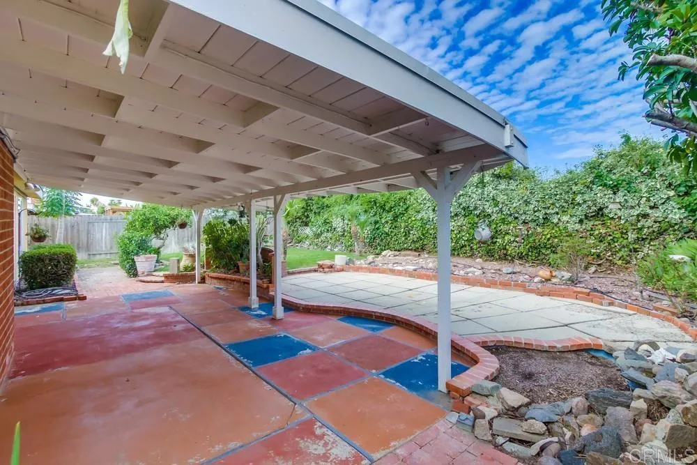 https://cdn.realtyfeed.com/cdn/127/306551089/9c6ef088a9af16e90121c842d6af4616.webp