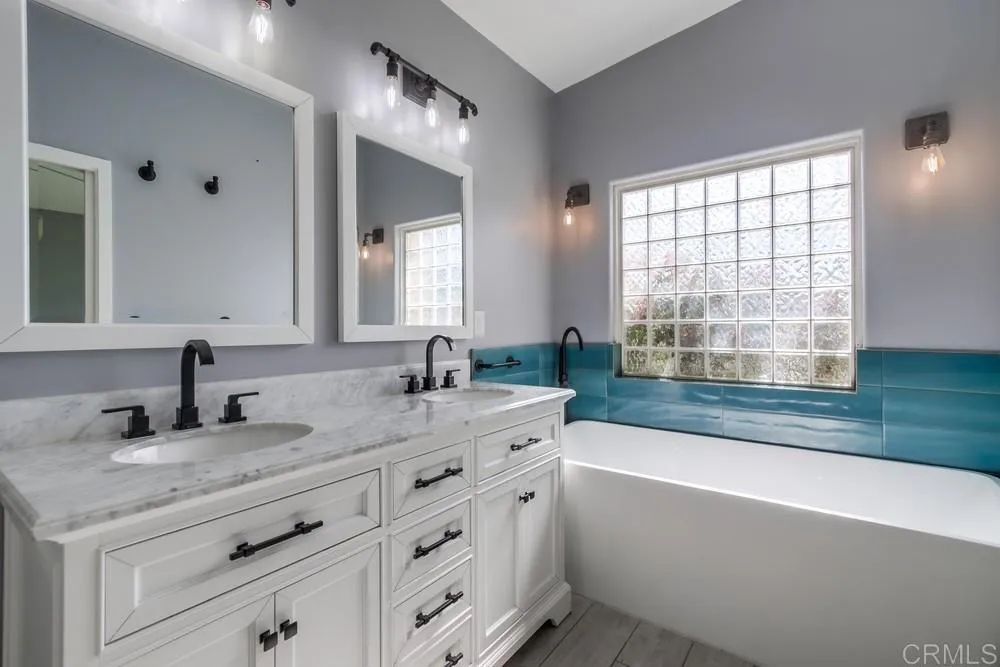 https://cdn.realtyfeed.com/cdn/127/306551089/cb9c7e806251b498cc64576b39a8a4c2.webp