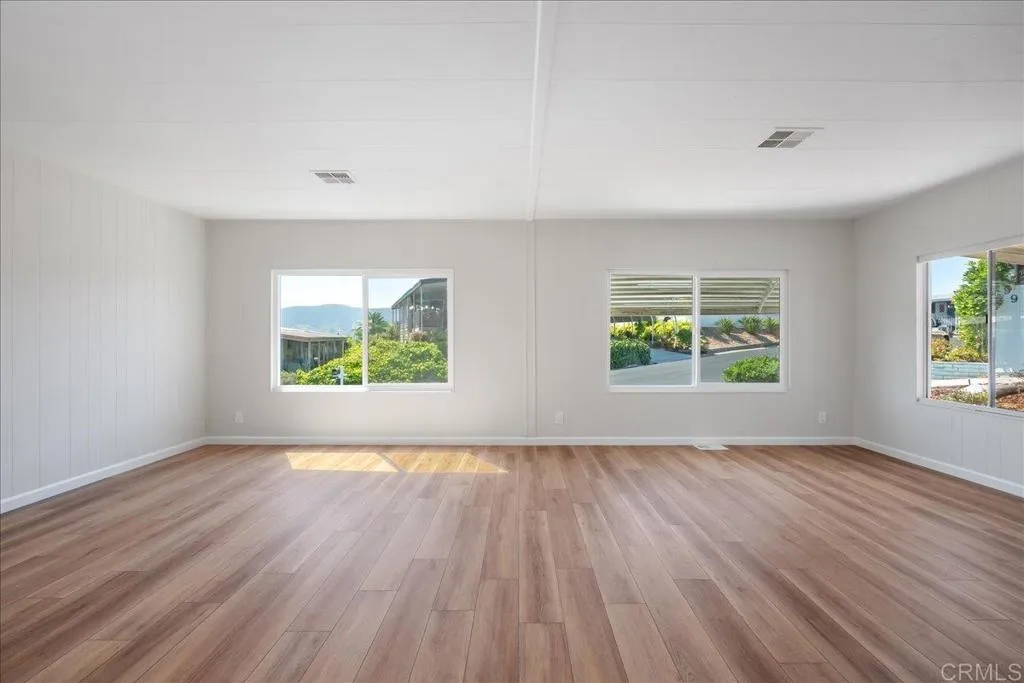 https://cdn.realtyfeed.com/cdn/127/306551178/4c534b74a00e2cbda60e9a1cbfe9b04e.webp