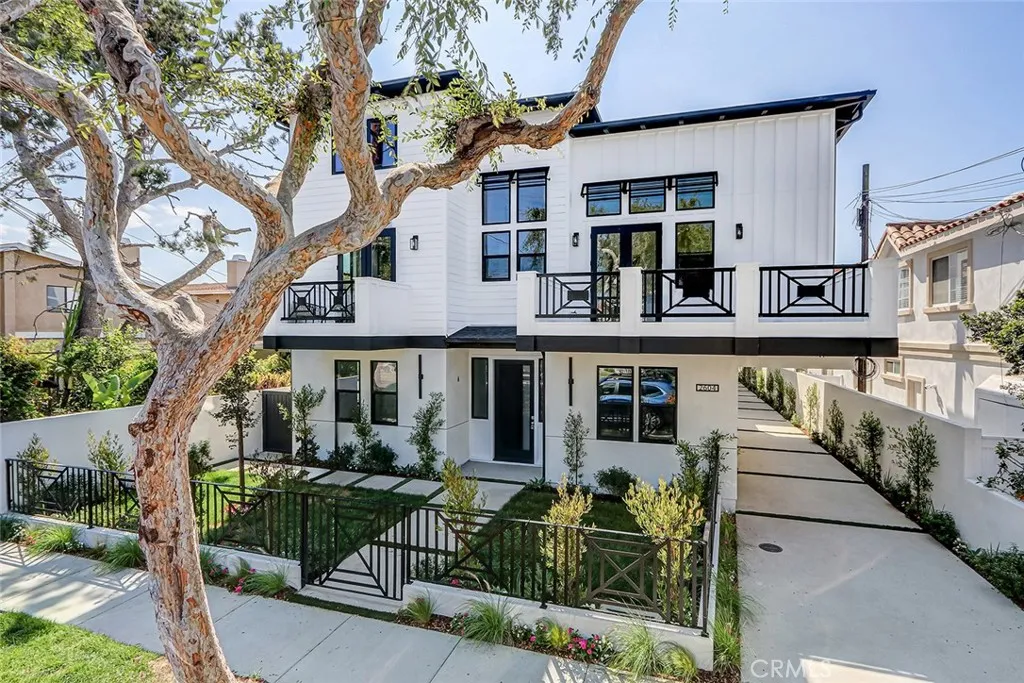 Redondo Beach, CA 90278