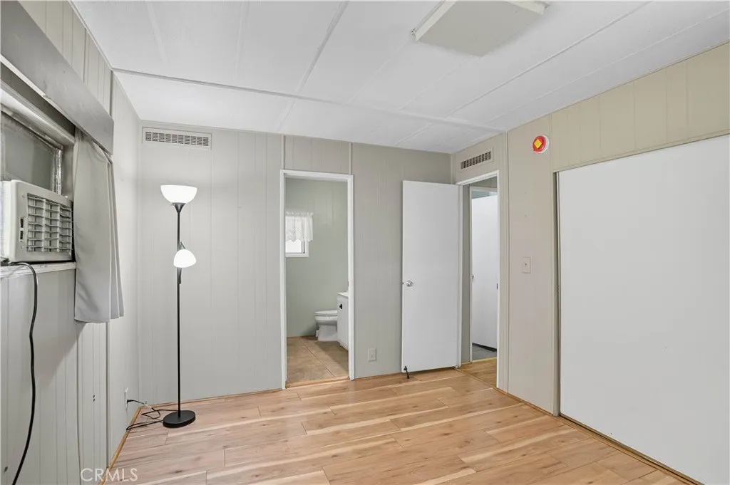 https://cdn.realtyfeed.com/cdn/127/306551325/4a048b15b27027e29b65b0b69040bf58.webp