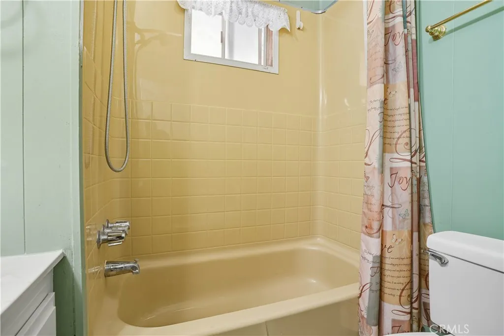 https://cdn.realtyfeed.com/cdn/127/306551325/63766ed1721ad0f6d999bb2f5b1e7b3e.webp
