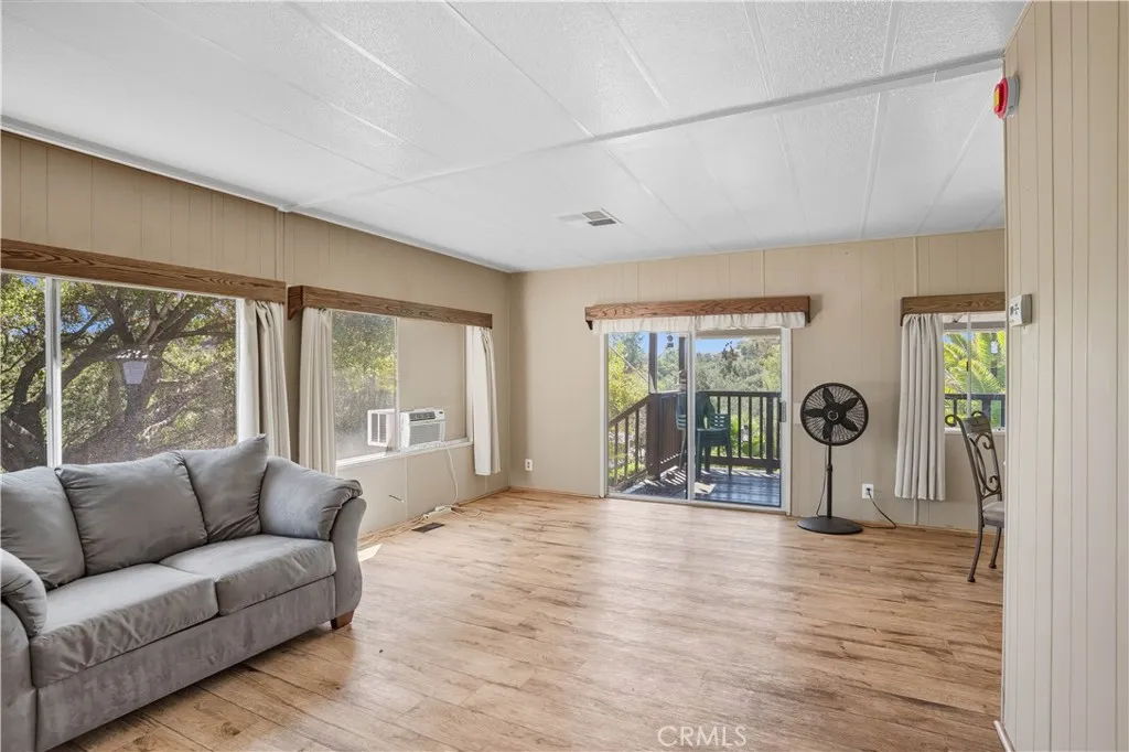 https://cdn.realtyfeed.com/cdn/127/306551325/6a6bc7f6560006059c19901fcf9bfc1d.webp
