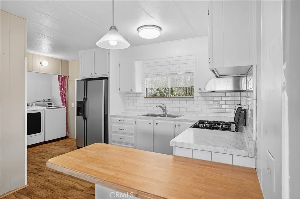 https://cdn.realtyfeed.com/cdn/127/306551325/c5229f680126e05a37965b7679ce3e80.webp