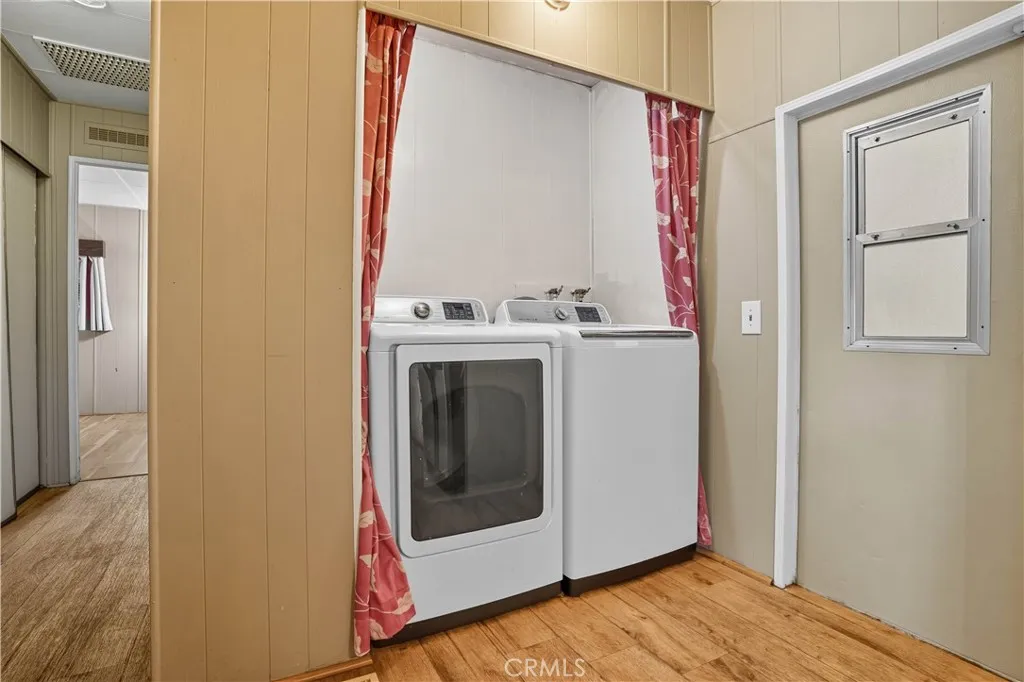 https://cdn.realtyfeed.com/cdn/127/306551325/f8ec38af01a9b08ffa2cb4e8104edb19.webp