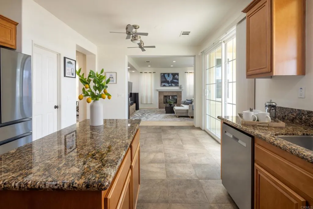 https://cdn.realtyfeed.com/cdn/127/306551338/d1d037e732b4196d7cf95851c573cd54.webp